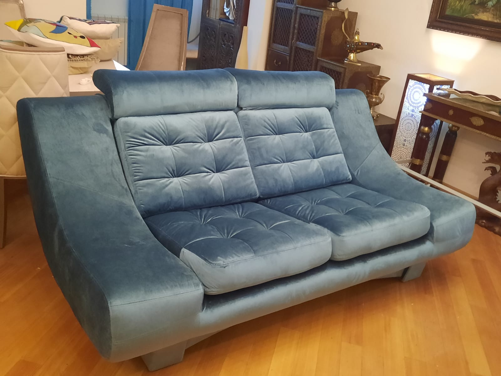 Обивка дивана на дому. Поливаново